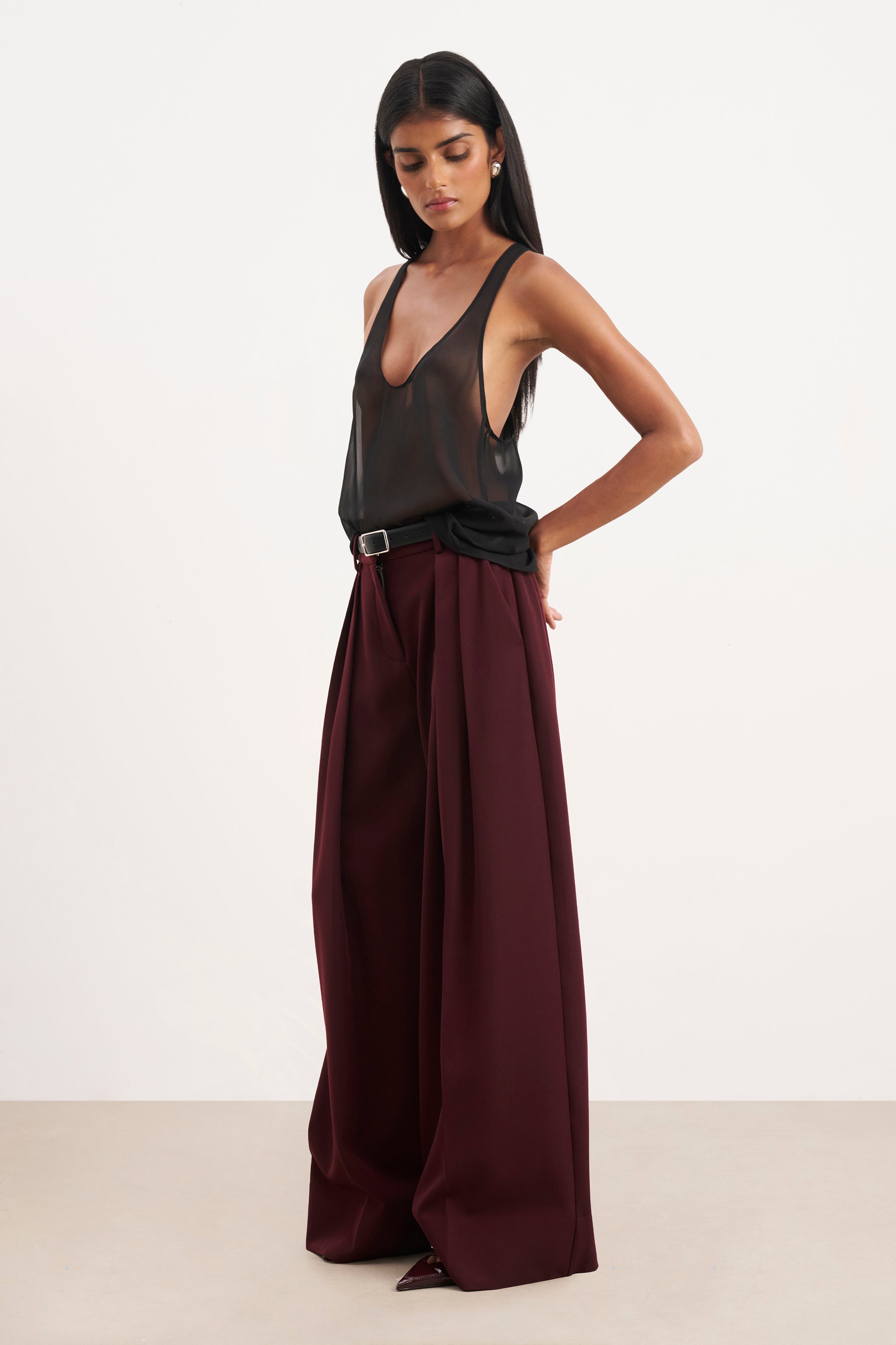 Pleated Ultra Wide Leg Trousers - Mulberry