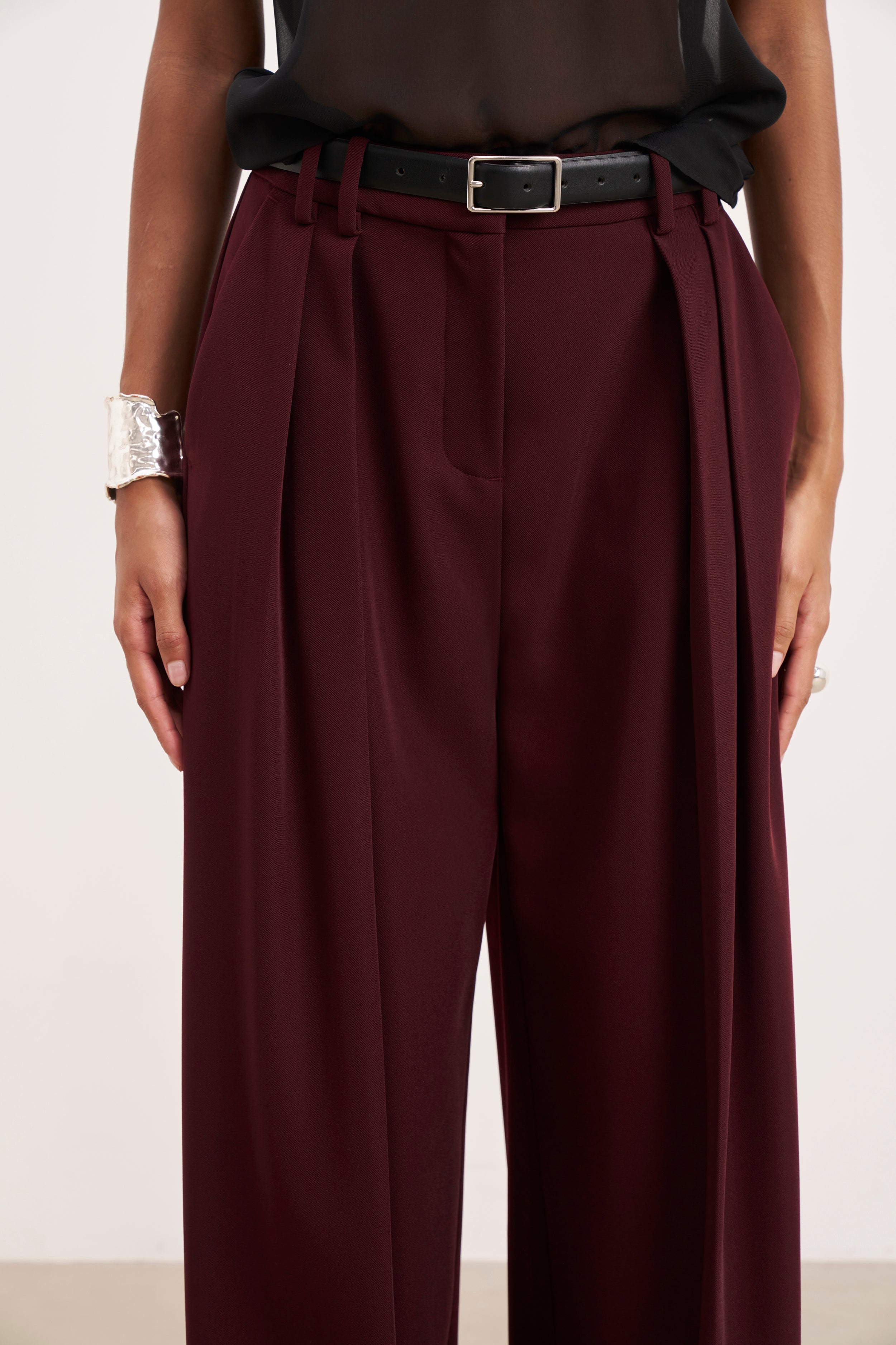 Pleated Ultra Wide Leg Trousers - Mulberry