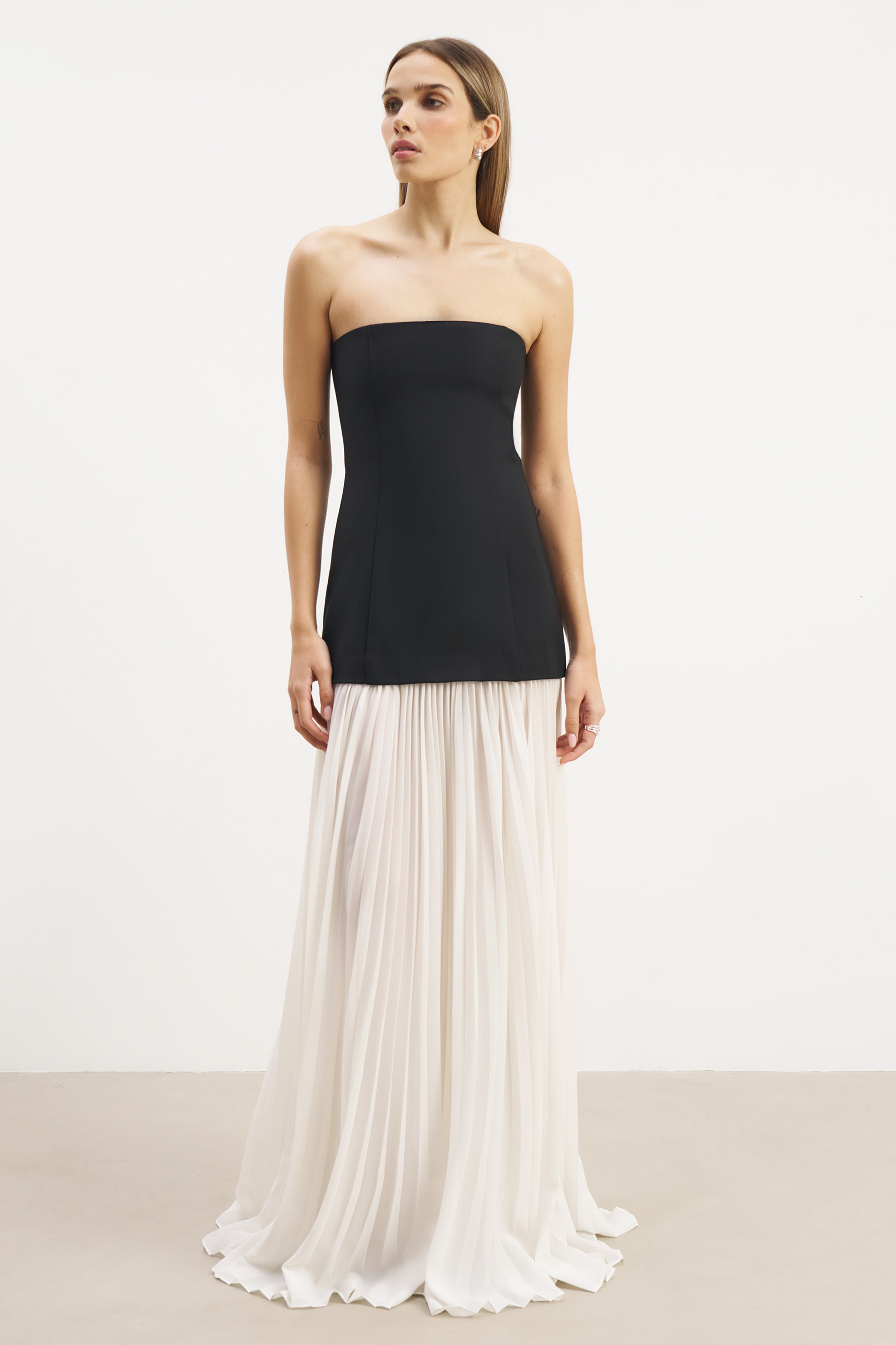 Structured Bodice Gown - Black/Cream