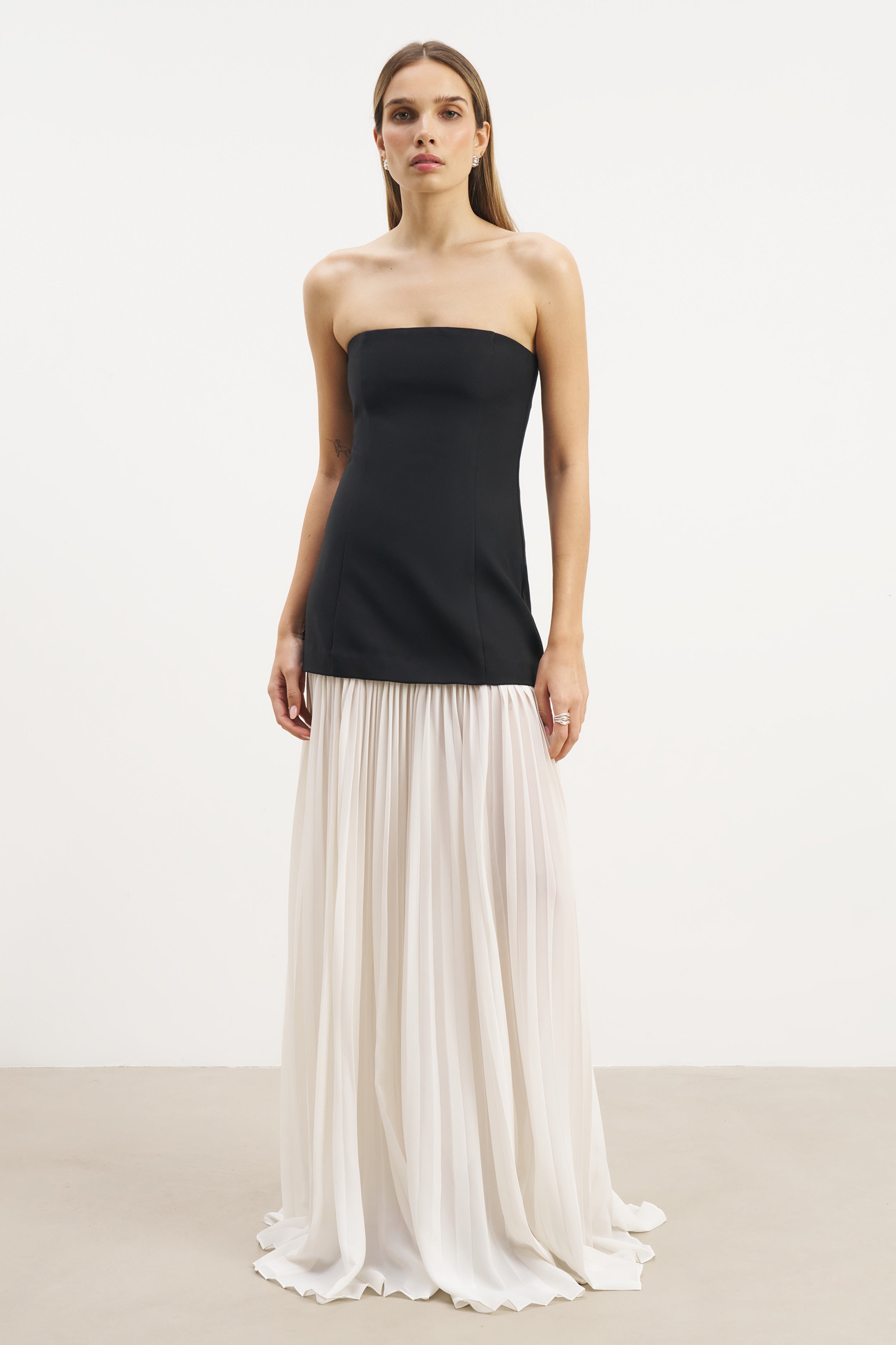Structured Bodice Gown - Black/Cream
