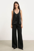 Crushed Satin Plunge U Neck Tank Top - Black