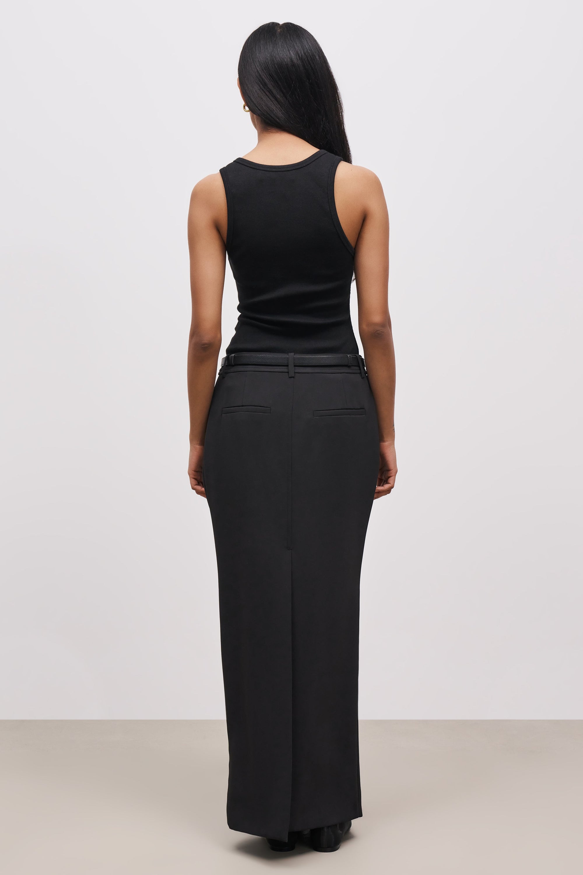 Mid Rise Effortless Maxi Skirt - Black