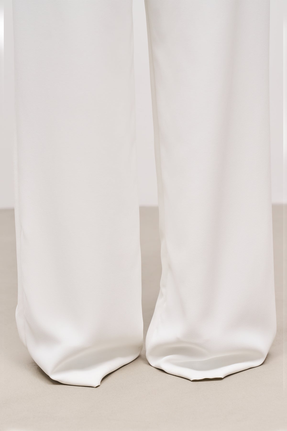 Draped Mid Rise Trousers - White