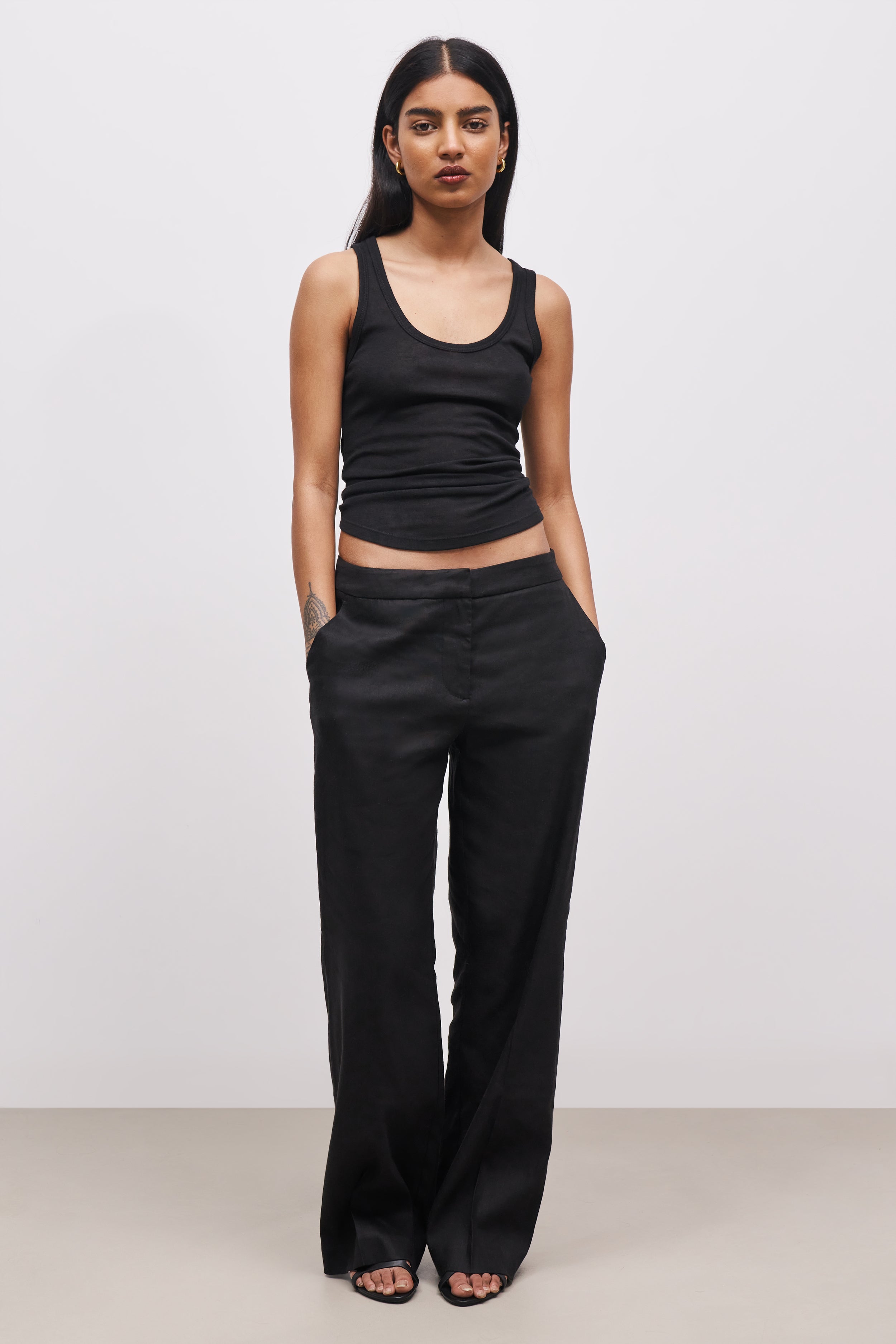 Tailored Linen Trousers - Black