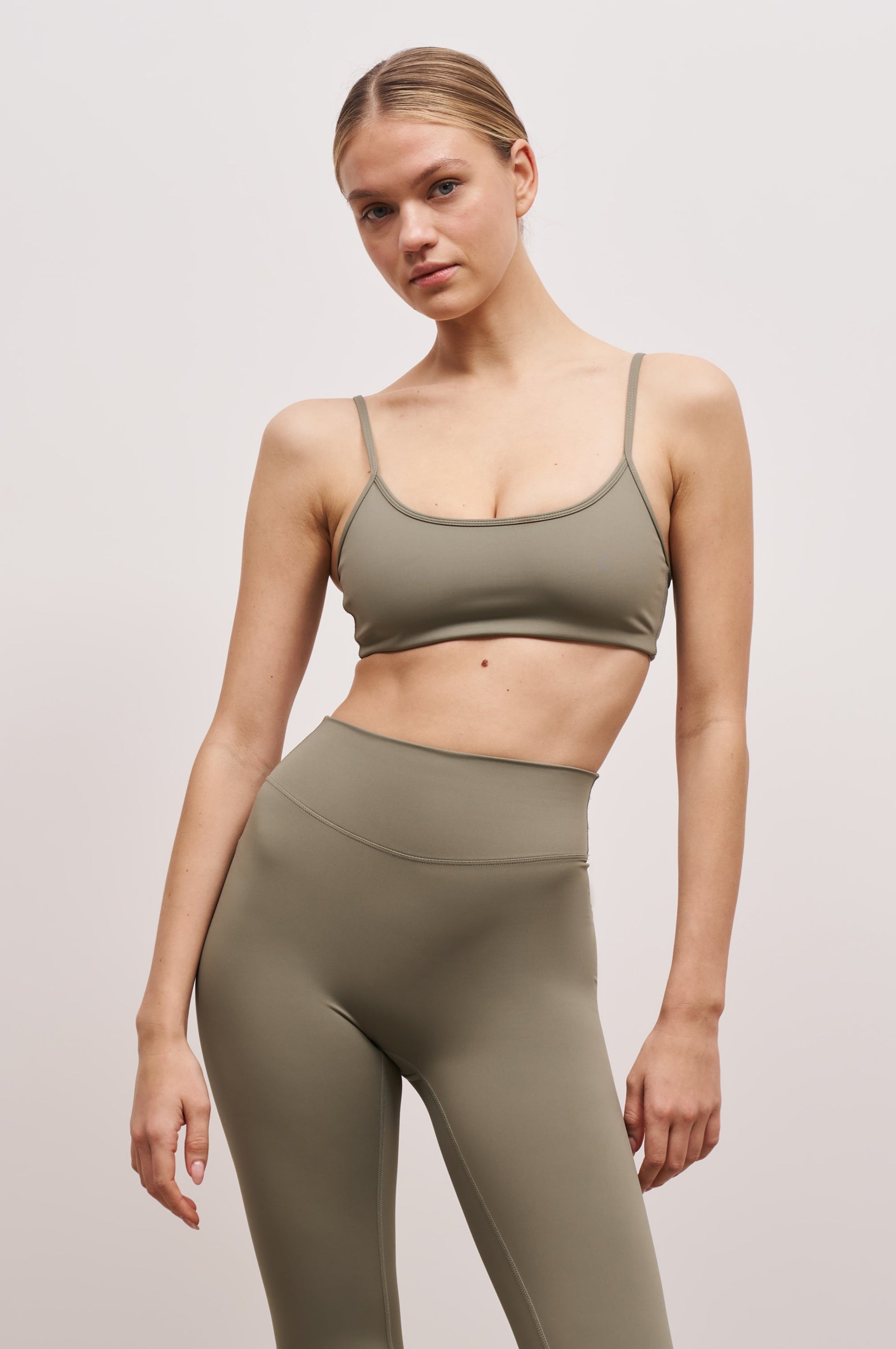 Base Sculpting Cami Bra - Olive