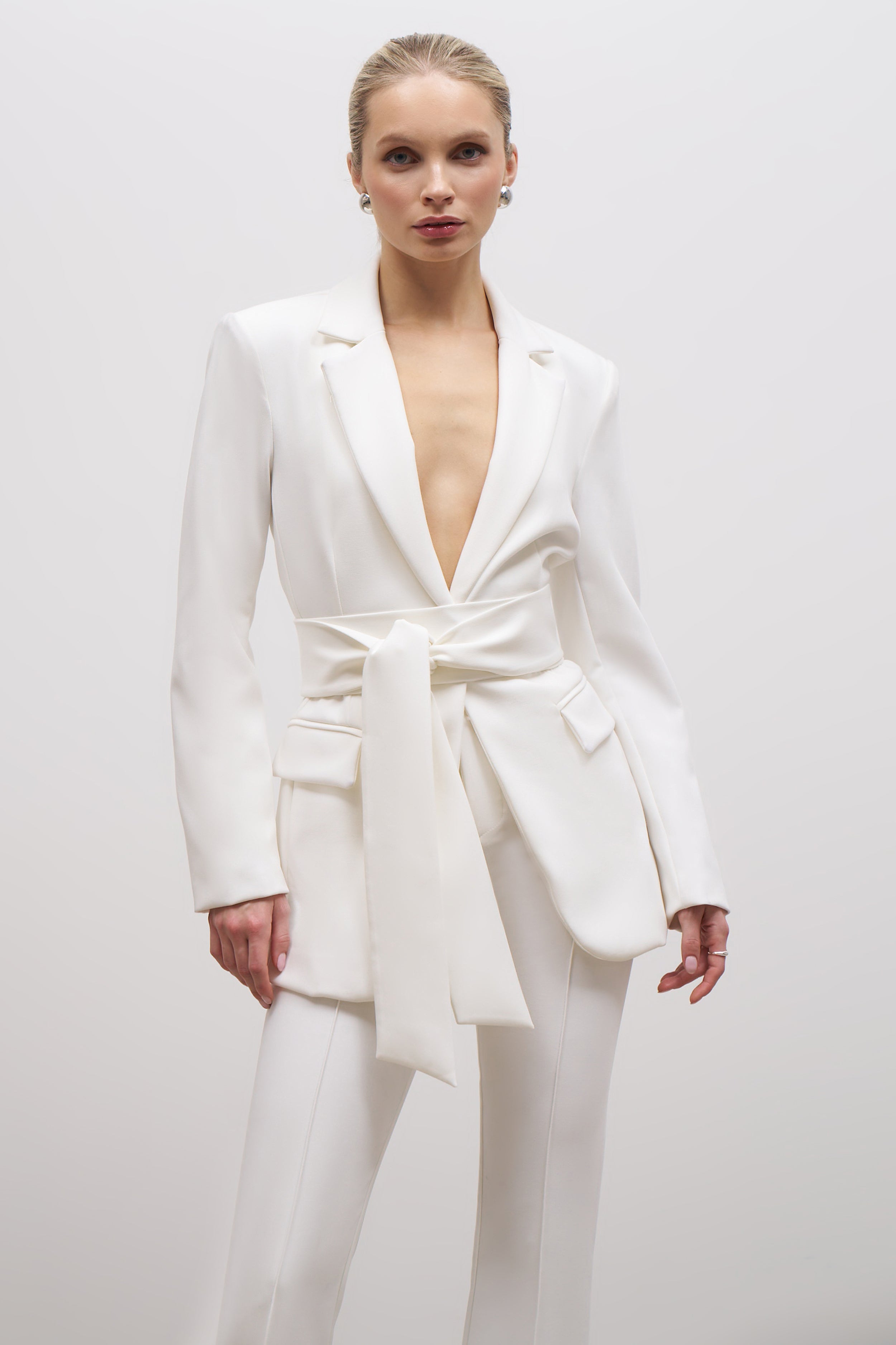 ボトムスその他 Blugirl Tailored White Blazer With Belted Waist Blugirl Belted Blazer | White | FARFETCH