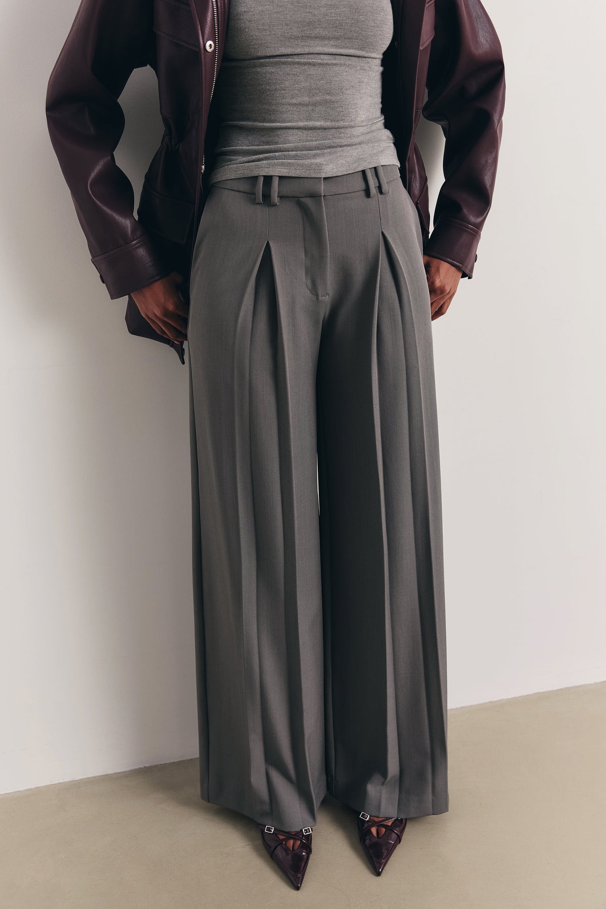 Box Pleat Tailored Wide Leg Trousers - Slate