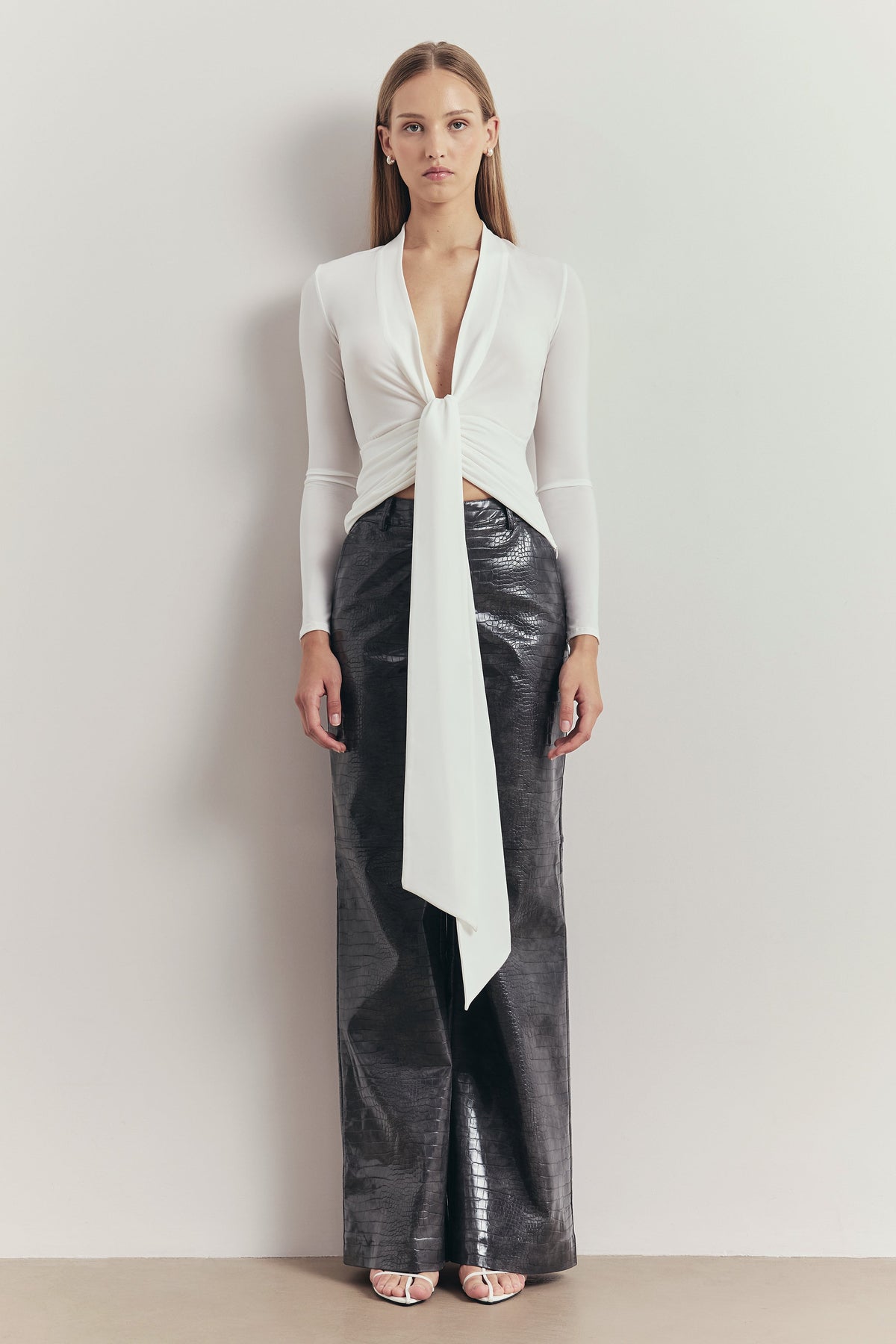 Longsleeve V Neck Tie Waist Top - White