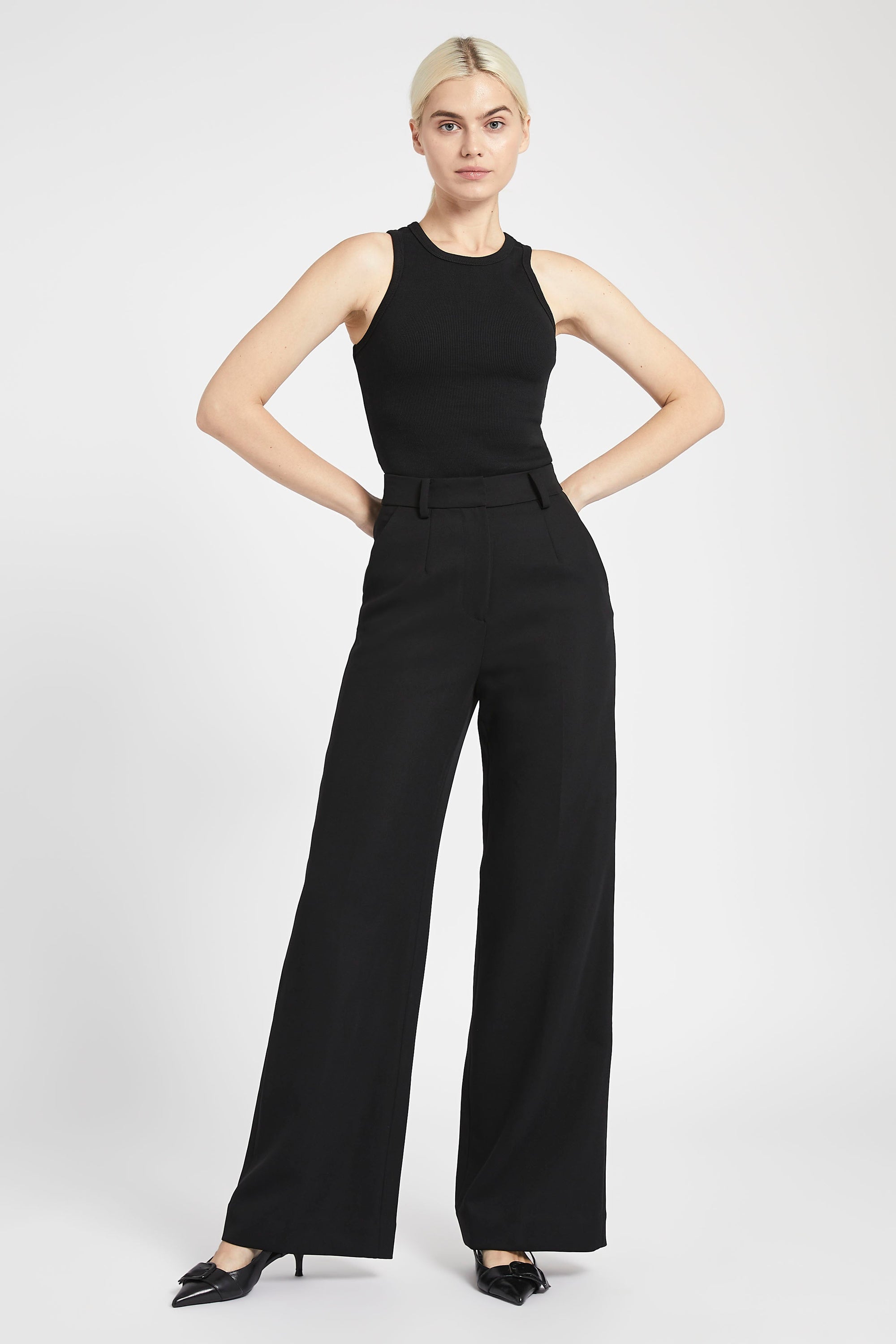 Relaxed Straight Leg Trousers - Black